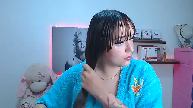 anyela bubble18 online show from July 15, 2026, 9:25 am