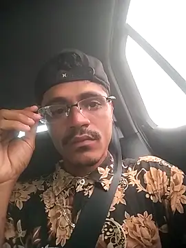 denilson247 online show from May 10, 2026, 3:17 pm
