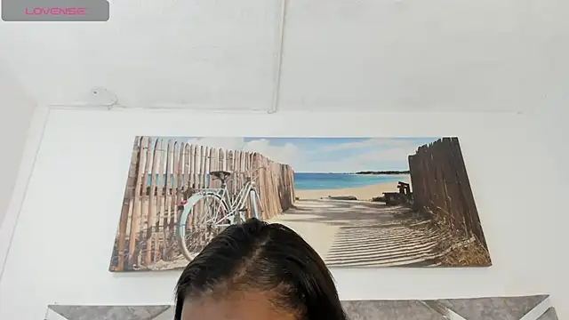 Alisson-Noa online show from May 28, 2026, 1:08 pm