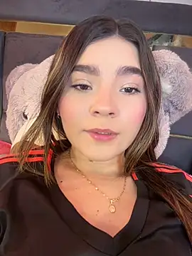 Mia Rodriguezz  online show from June 24, 2026, 3:49 am