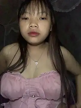 Cham-py online show from May 11, 2026, 1:44 am