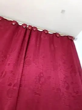 AndresvargasQ123 online show from June 15, 2026, 5:42 am