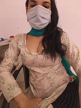 zoya baby  online show from June 7, 2026, 5:11 am