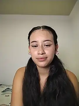 L0lita Emi12 online show from June 10, 2026, 4:12 am