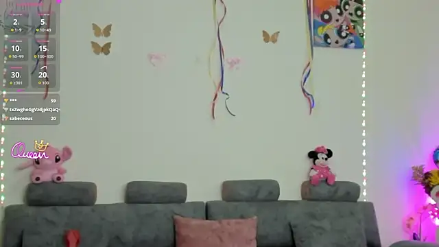 FernandaHils online show from July 5, 2026, 4:19 am