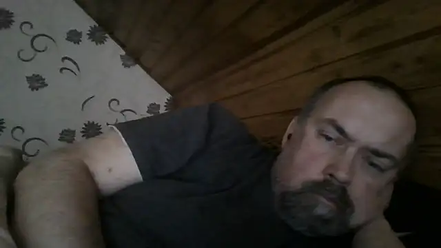 Snapshot of Carsten5 chatting on May 10, 2026, 4:17 am Carsten5 online show from May 10, 2026, 4:17 am