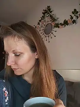 Snapshot of Candy_Cougar chatting on June 16, 2026, 6:49 am Candy Cougar online show from June 16, 2026, 6:49 am