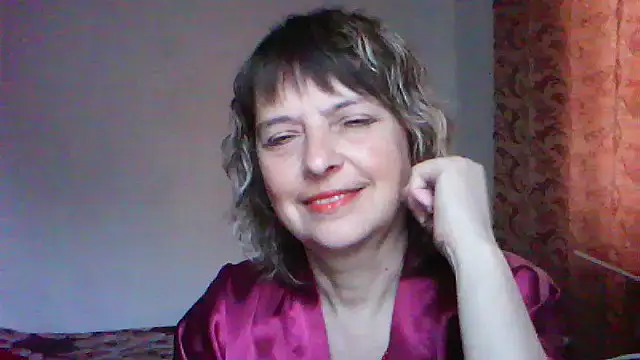 ElizabethGorden online show from May 7, 2026, 3:01 am