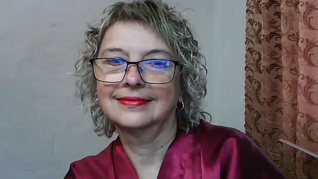 ElizabethGorden online show from June 13, 2026, 4:32 am