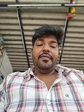 smallIdick 69 online show from May 31, 2026, 5:59 am