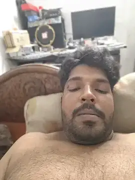 smallIdick 69 online show from June 3, 2026, 6:35 pm