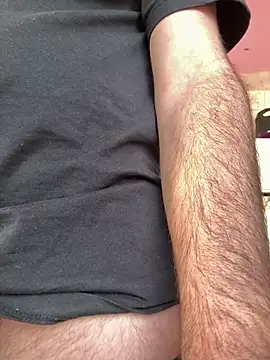 Lucasgarciarj online show from July 31, 2026, 2:49 pm