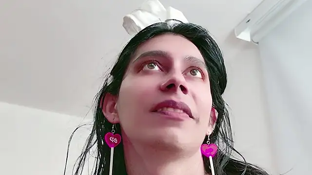 Alexadomina22 online show from June 12, 2026, 2:16 pm