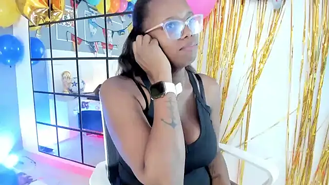 Snapshot of Miss_Khaleesi chatting on June 17, 2026, 3:57 pm Miss Khaleesi online show from June 17, 2026, 3:57 pm