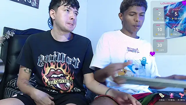 Santiago And Mick online show from July 24, 2026, 8:18 pm