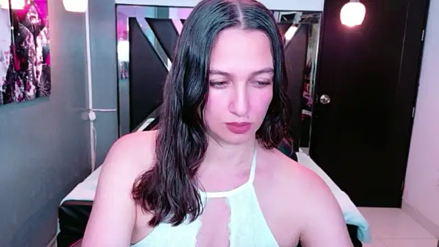 Snapshot of Megan_Rai chatting on May 20, 2026, 8:48 pm Megan Rai online show from May 20, 2026, 8:48 pm