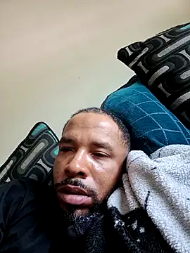 yoursexydaddy8181 online show from June 26, 2026, 6:34 pm