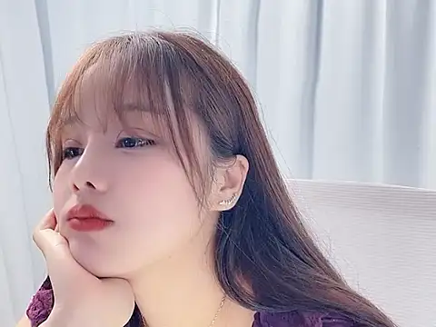 Qingqing19 online show from June 3, 2026, 2:33 pm