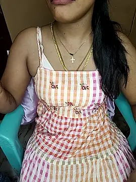 Snapshot of Tamil__Thara003 chatting on June 6, 2026, 11:26 am Tamil Thara003 online show from June 6, 2026, 11:26 am