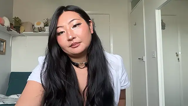 tomokidokii online show from May 7, 2026, 1:27 pm