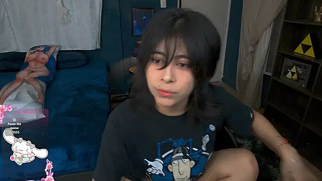 Snapshot of pixelrabitttt chatting on May 19, 2026, 9:21 pm pixelrabitttt online show from May 19, 2026, 9:21 pm