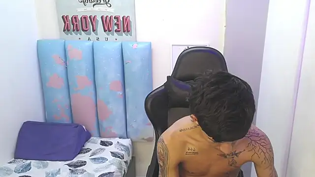 Snapshot of liam_play chatting on May 30, 2026, 3:14 am liam play online show from May 30, 2026, 3:14 am