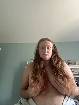 Kellilyn10 online show from August 9, 2026, 2:11 pm