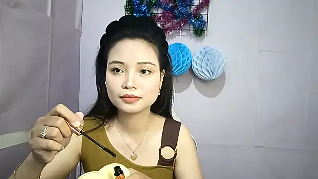 Snapshot of FerminaBoutwell chatting on June 3, 2026, 11:13 am FerminaBoutwell online show from June 3, 2026, 11:13 am