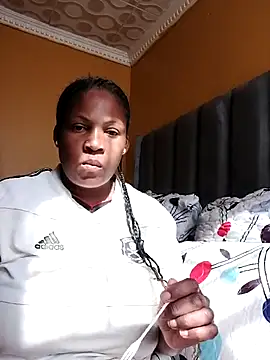 FUNKYDOLL online show from June 29, 2026, 10:26 am