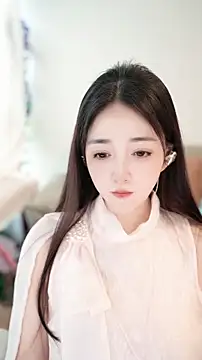 Snapshot of singer-wenwan chatting on June 10, 2026, 10:14 am singer-wenwan online show from June 10, 2026, 10:14 am