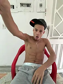 friends lust latin online show from August 5, 2026, 10:23 pm