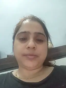 cute bitchbaby online show from June 8, 2026, 2:12 am