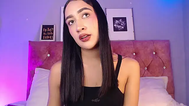 Nikirouse online show from June 20, 2026, 2:14 am