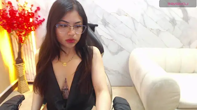 Jade tf online show from May 25, 2026, 1:17 pm