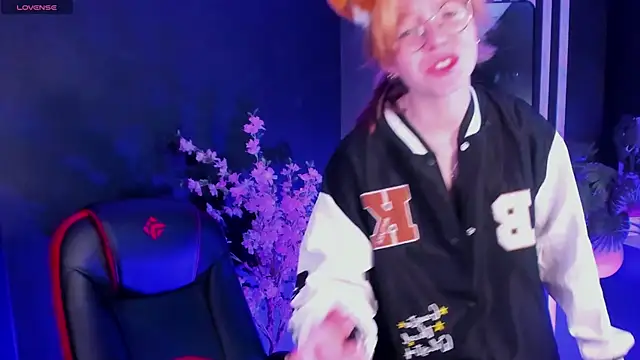 FoxxyyPolly online show from May 30, 2026, 5:26 am