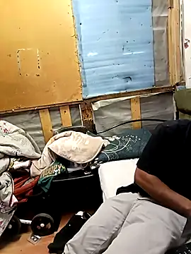 Camodick online show from October 6, 2025, 2:58 pm