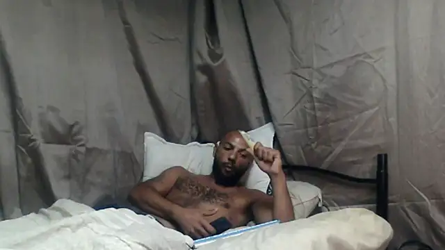 Camodick online show from March 6, 2026, 10:06 pm