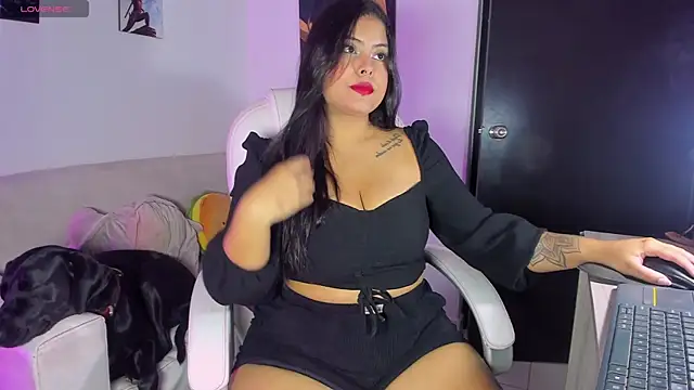 miakushmodel online show from June 9, 2026, 11:27 pm