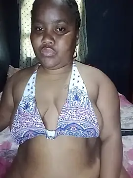 ChubbyMidgetxxx19 online show from August 7, 2026, 1:13 pm