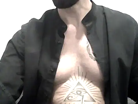 Alessandromagno8 online show from May 19, 2026, 6:36 pm