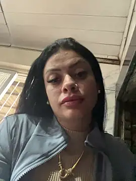 Snapshot of belababyy chatting on June 11, 2026, 3:10 pm belababyy online show from June 11, 2026, 3:10 pm