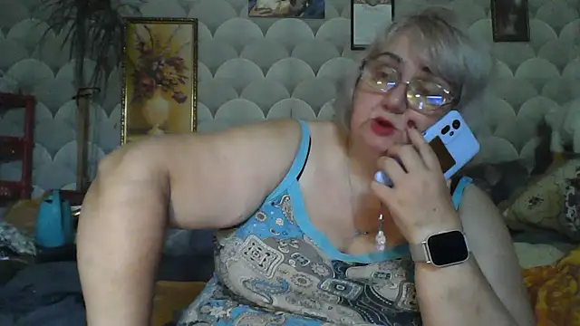 MarinaFarina53 online show from July 1, 2026, 6:15 am