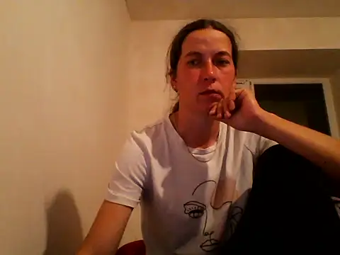 DanicaFey online show from May 17, 2026, 6:37 pm
