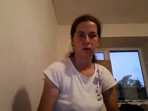 Snapshot of DanicaFey chatting on July 4, 2026, 6:14 pm DanicaFey online show from July 4, 2026, 6:14 pm