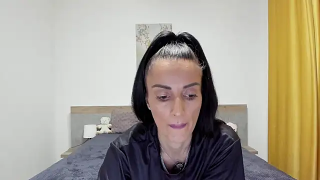 Snapshot of BlissAria chatting on June 16, 2026, 8:00 pm BlissAria online show from June 16, 2026, 8:00 pm