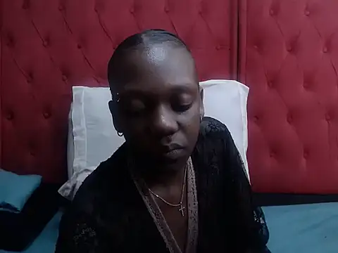 INNOCENTSLUT25 online show from May 27, 2026, 6:27 pm