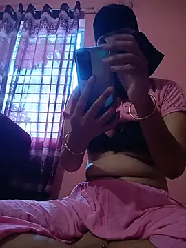 Nilpori2 online show from June 4, 2026, 2:39 am