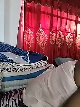 JuicyHoney 01 online show from July 24, 2026, 6:00 am