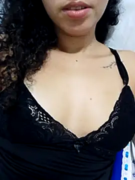 venuseyes25 online show from May 24, 2026, 1:43 am