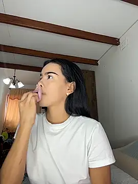 Snapshot of Melissa_Rendon chatting on June 2, 2026, 3:58 pm Melissa Rendon online show from June 2, 2026, 3:58 pm